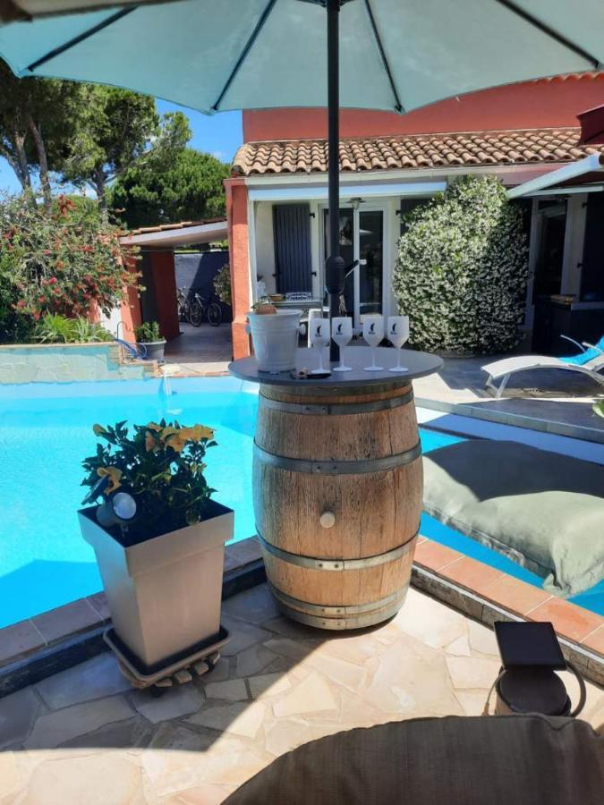 Hebergement Chambre D'Hotes Grau Du Roi Mas Des Marines Piscine Adult Only Le Grau-du-Roi Kültér fotó